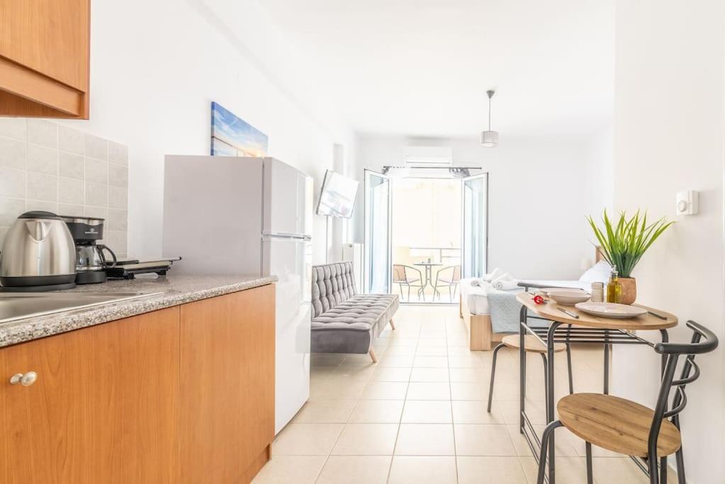 Urban Next 5 Apartment *