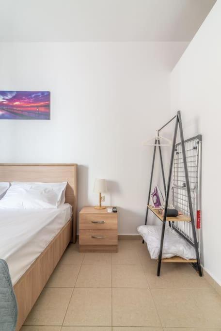 Urban Next 5 Apartment *
